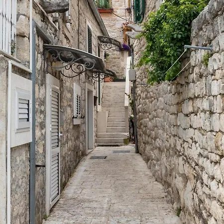 Apartment Evala Split